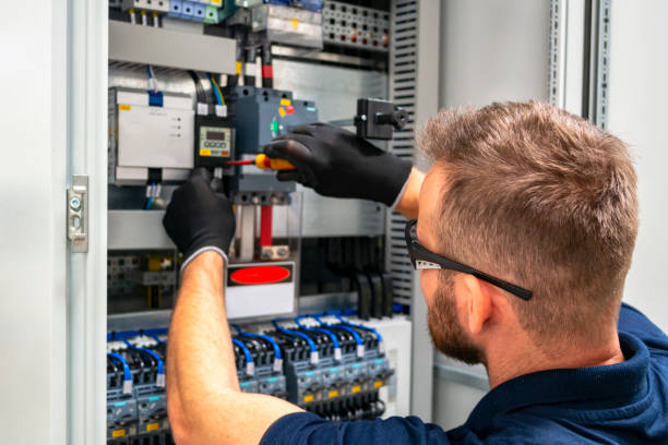 Best Commercial Electrician Services  in Feather Sound, FL