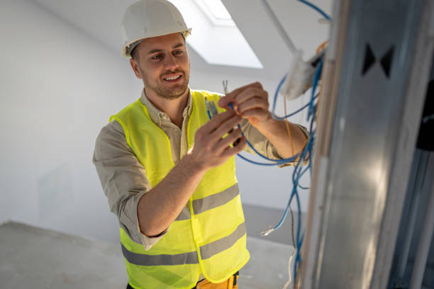 Electrical Outlet Repair in Feather Sound, FL
